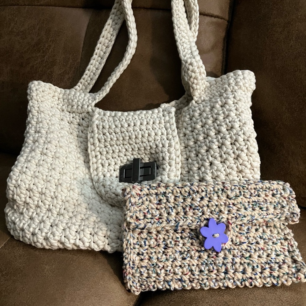 Cream Crocheted Tote Bag with Textured Pattern